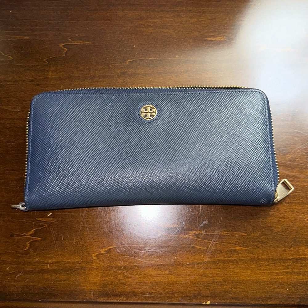 Tory Burch Navy Leather Wallet